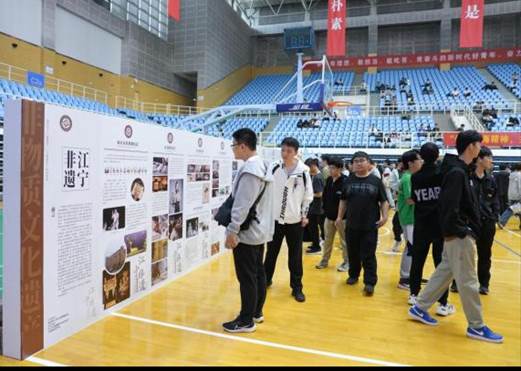 08fe02faa3f1aa557927f700f49aa7e